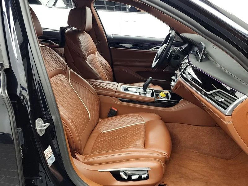 BMW 760 M760Li xDrive| 601к.с.| ВКЛ.ТЕХНОТЕСТ, снимка 11 - Автомобили и джипове - 55122740