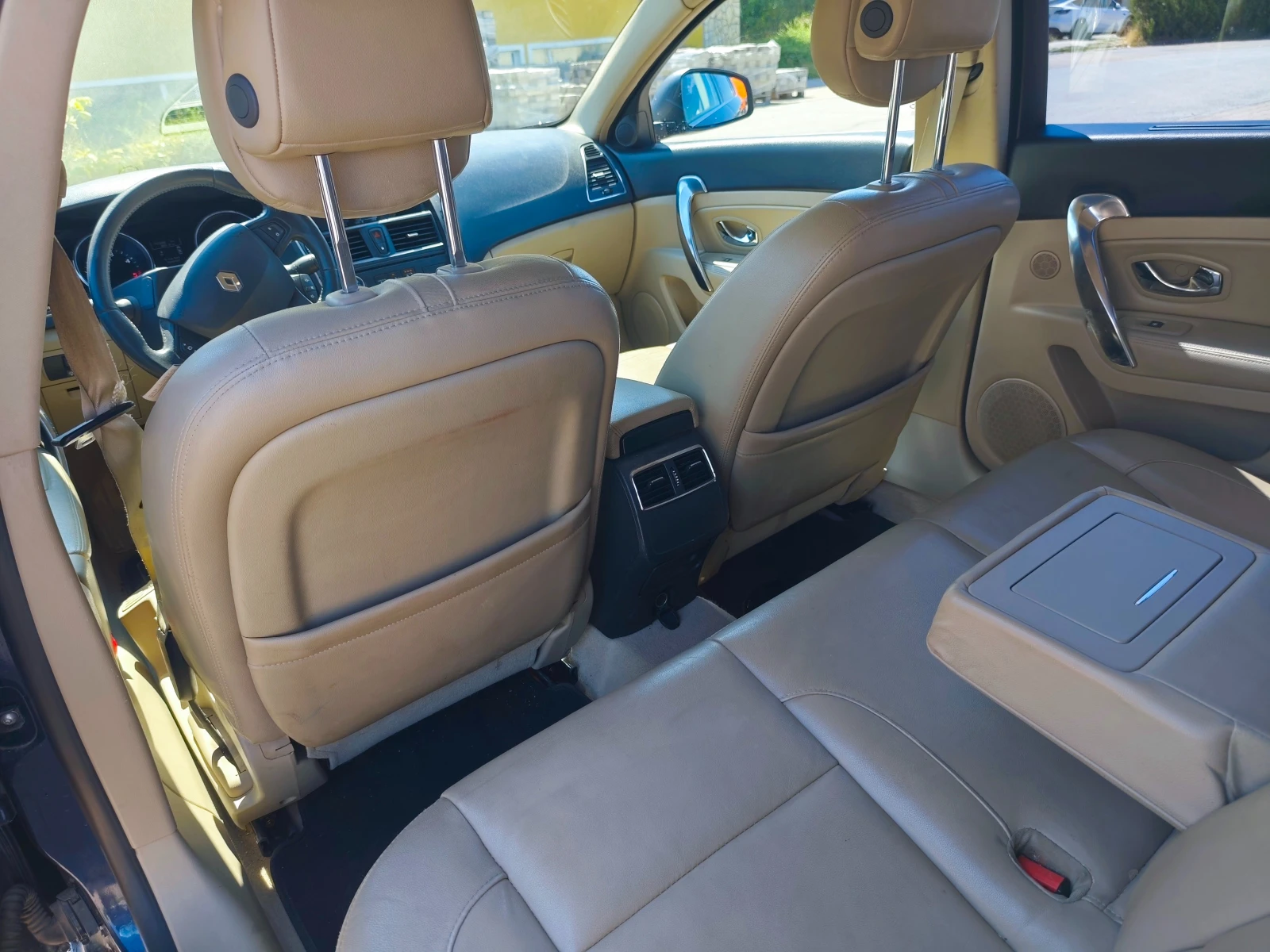 Renault Latitude  - изображение 10