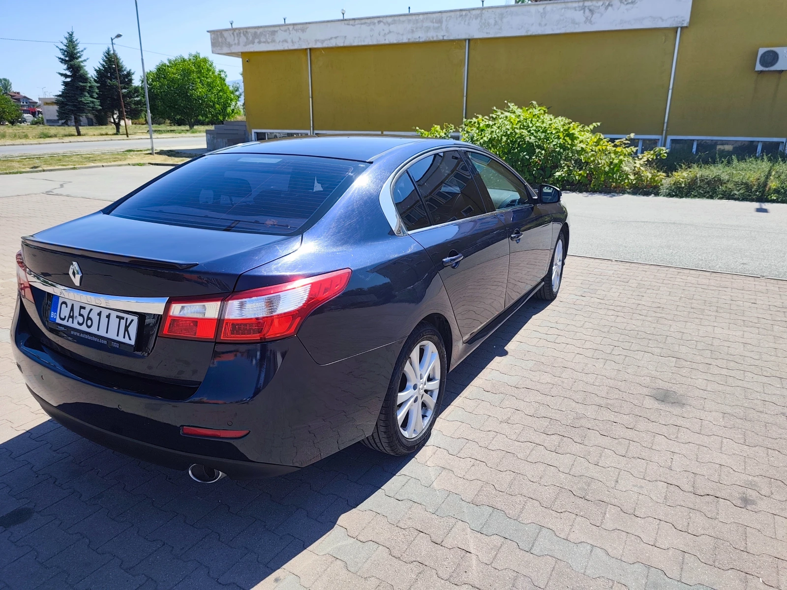 Renault Latitude  - изображение 3