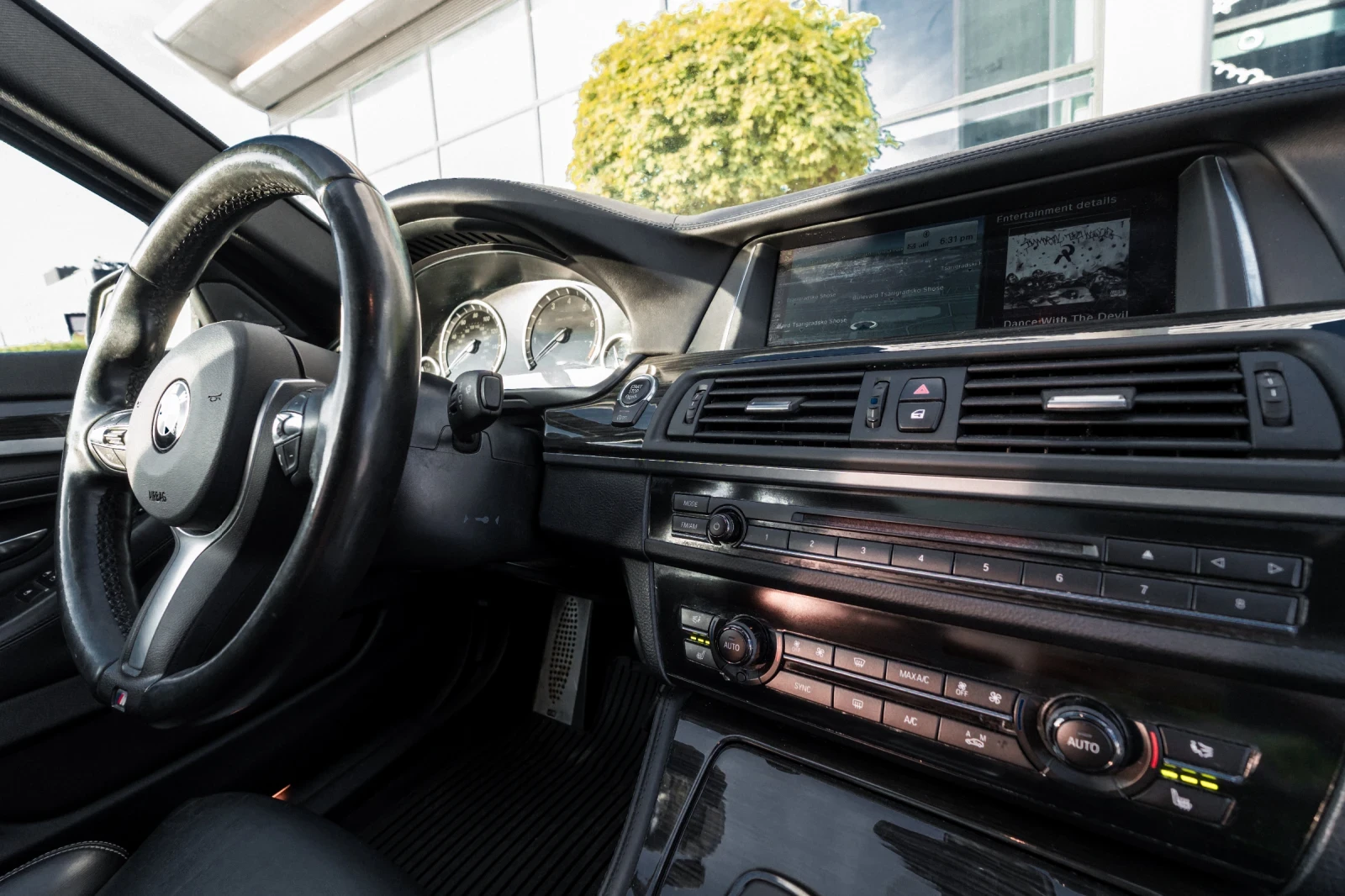 BMW 550 xi /M5-OPTIC/360CAMERA/HEADUP/SOFTCLOSE/ASSISTANT | Mobile.bg � ����������� 13