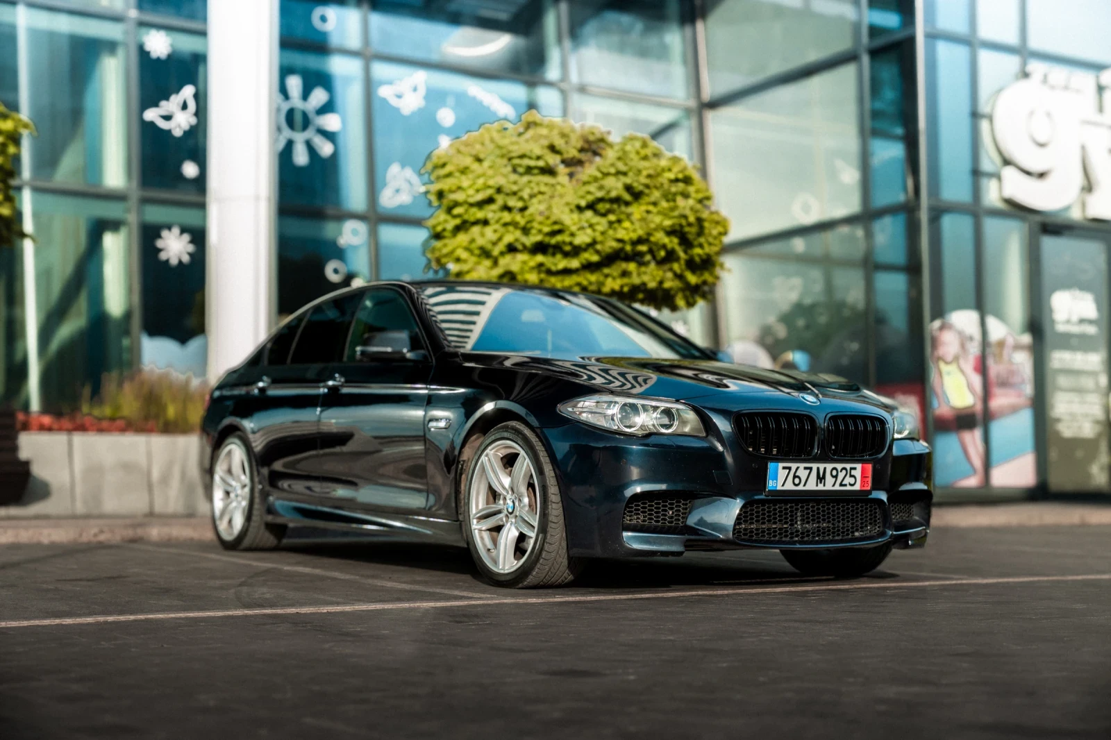 BMW 550 xi /M5-OPTIC/360CAMERA/HEADUP/SOFTCLOSE/ASSISTANT - изображение 3