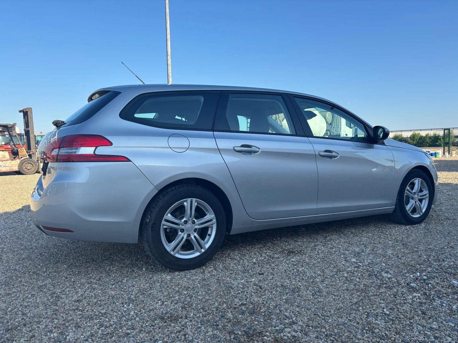 Peugeot 308 1.6 Hdi - изображение 4