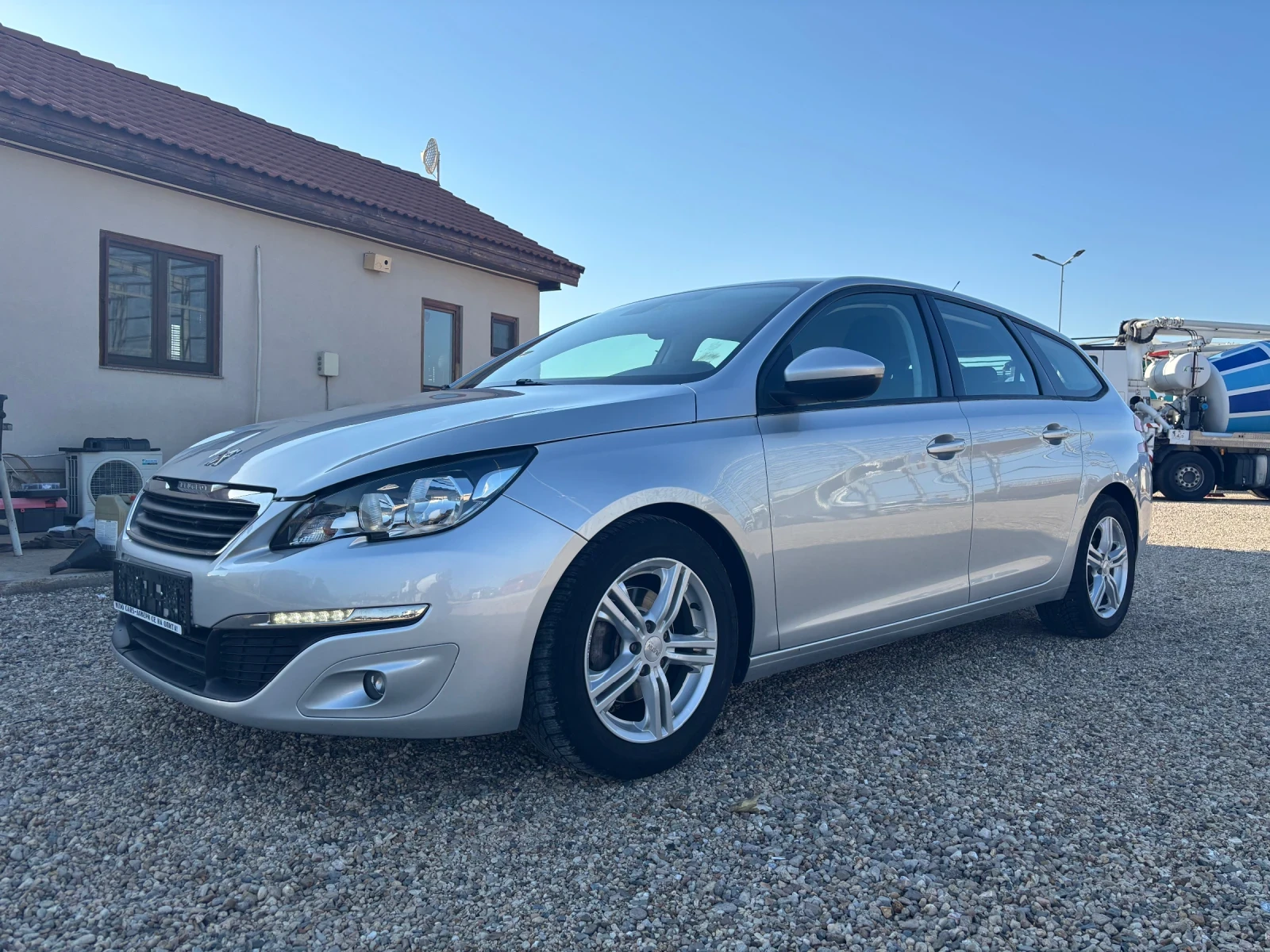 Peugeot 308 1.6 Hdi - изображение 2