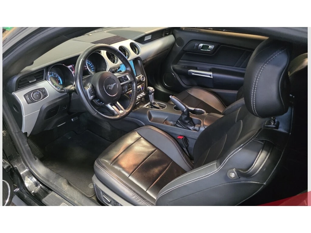 Ford Mustang GT * * CARFAX * * АВТО КРЕДИТ * *  - изображение 6