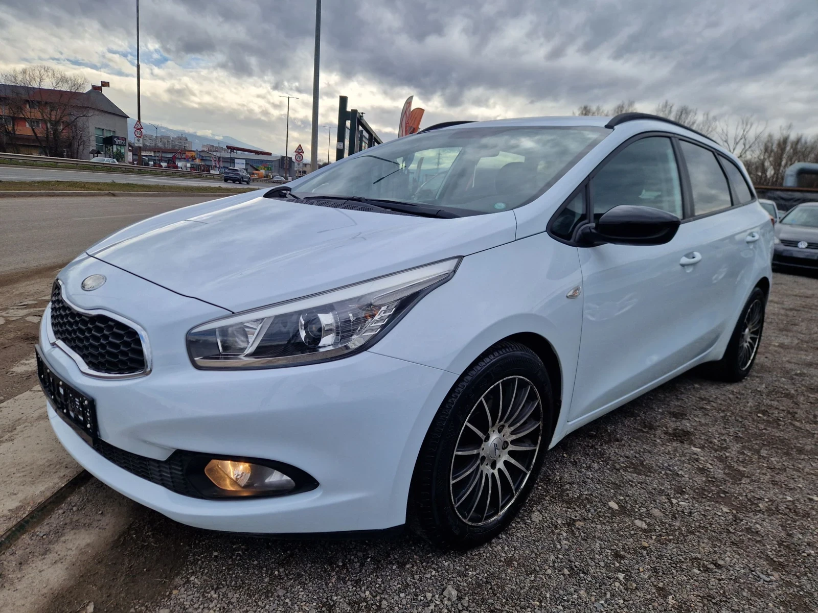 Kia Ceed 1.4CRDI 90HP.ITALIA | Mobile.bg � ����������� 1