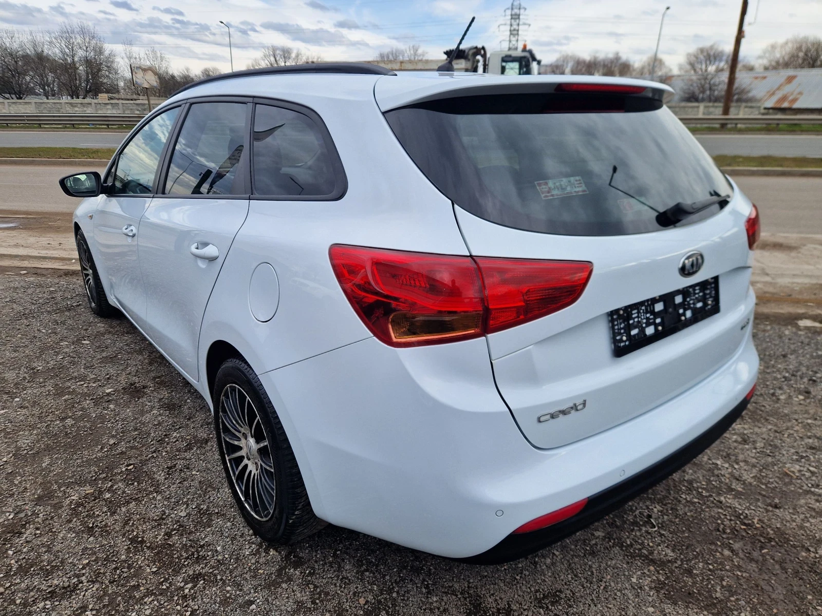 Kia Ceed 1.4CRDI 90HP.ITALIA | Mobile.bg � ����������� 3