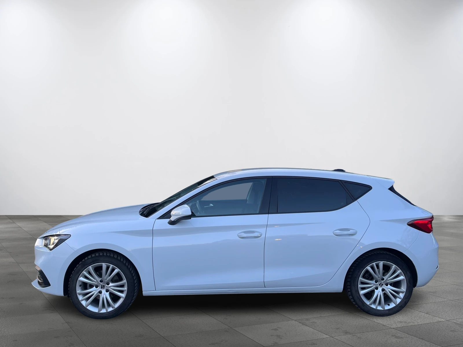 Seat Leon 1.5 TSI 150 к.с. Автоматик от България, снимка 4 - Автомобили и джипове - 53829816