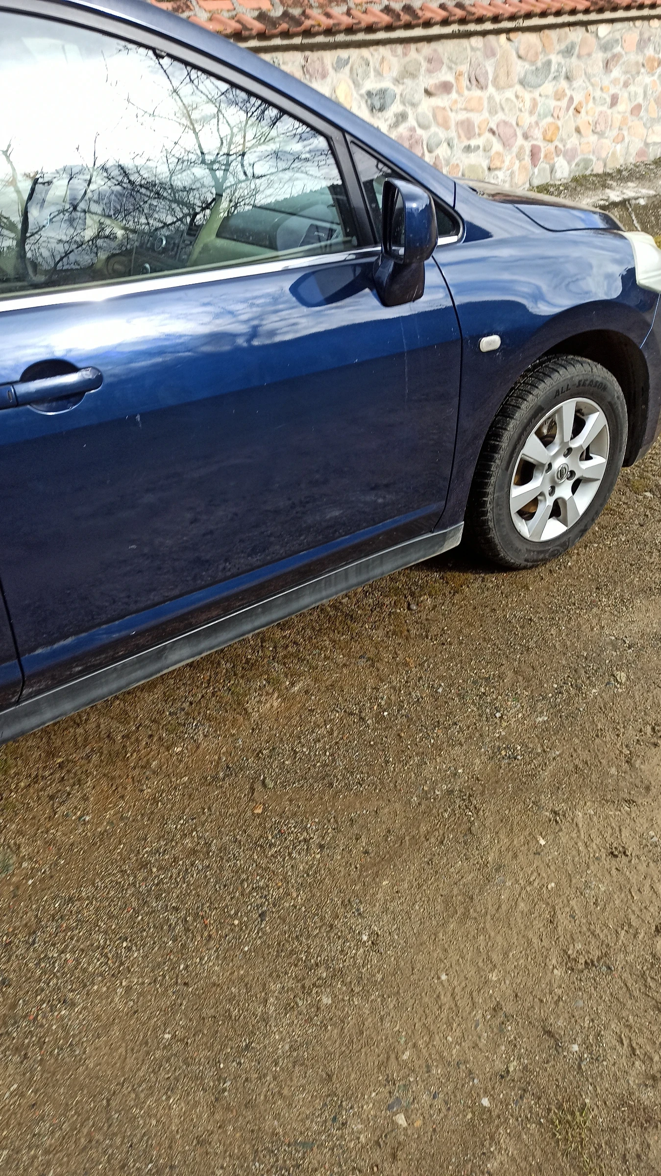 Nissan Tiida, снимка 3 - Автомобили и джипове - 53856437