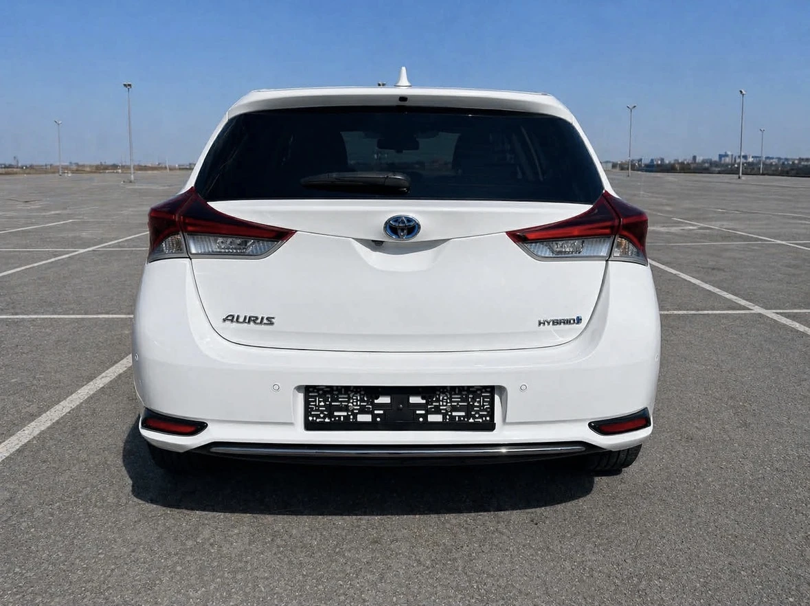 Toyota Auris Hybrid 1.8i Facelift/Navi, снимка 5 - Автомобили и джипове - 54038021