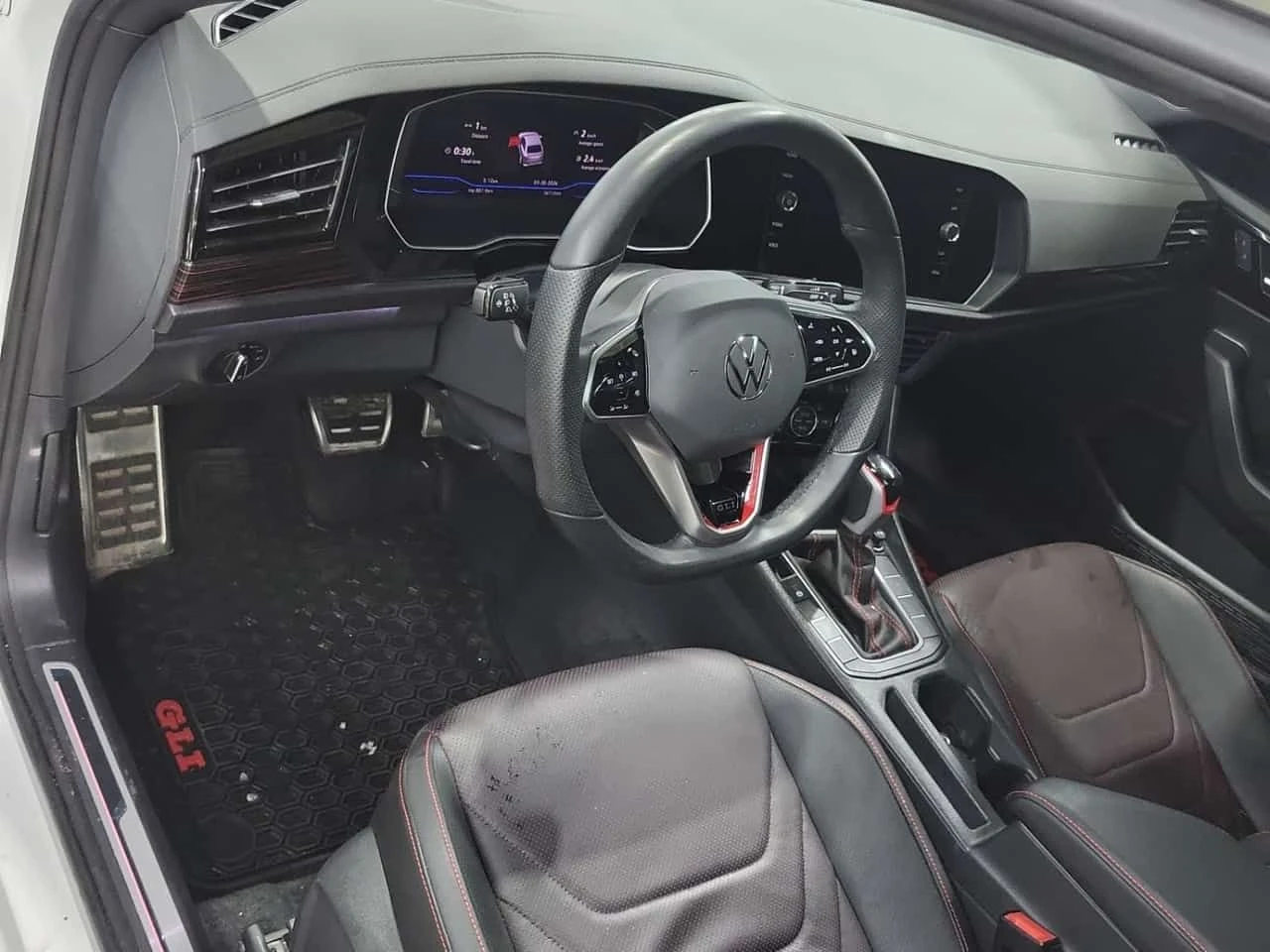 VW Jetta * GLI DSG* CARFAX * 2 КЛЮЧА * ДИСТРОНИК * ПАНОРАМА, снимка 10 - Автомобили и джипове - 54066915