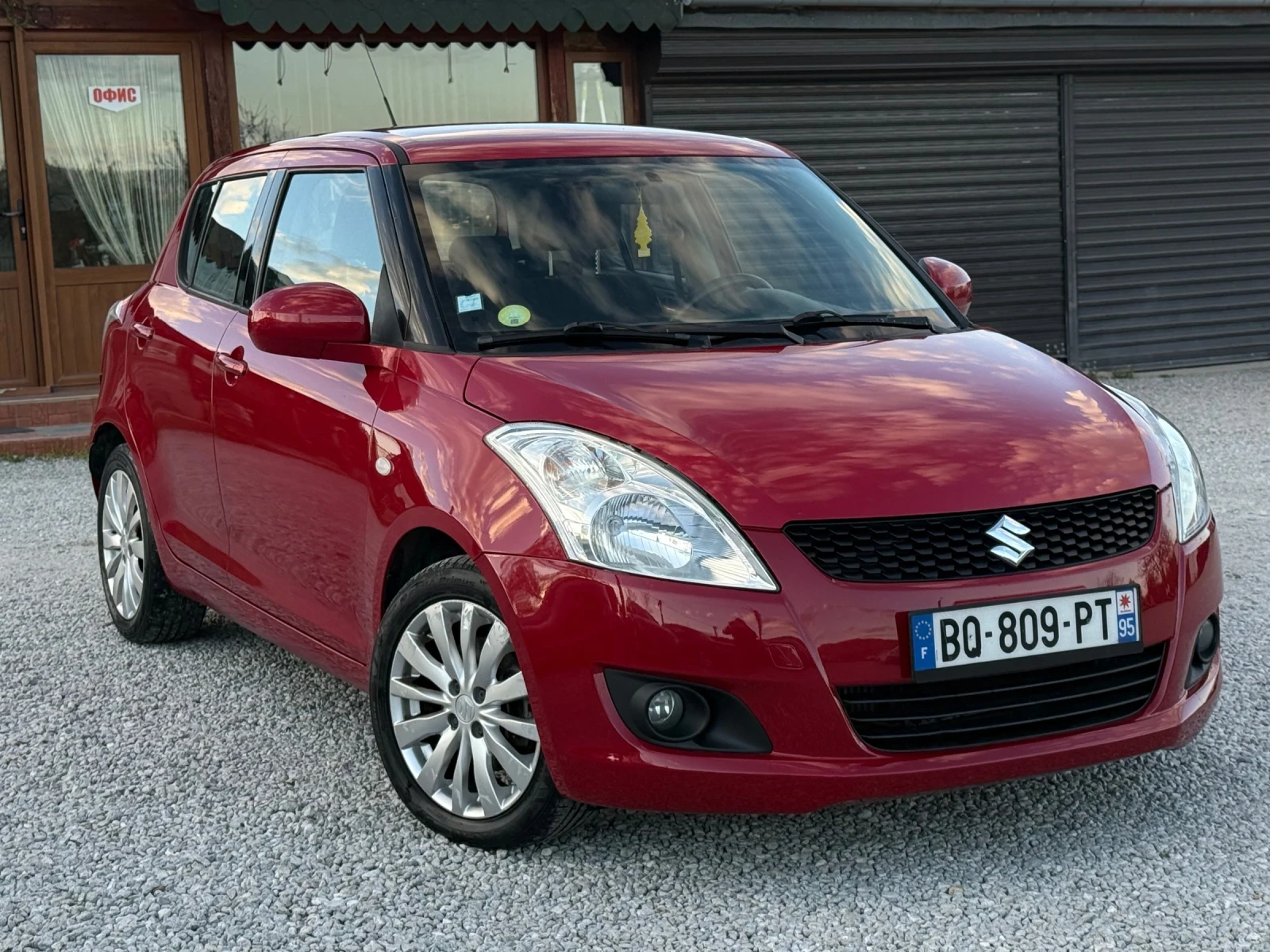 Suzuki Swift 1.3 DDIS ОБСЛУЖЕНА  KEYLES NAVI 