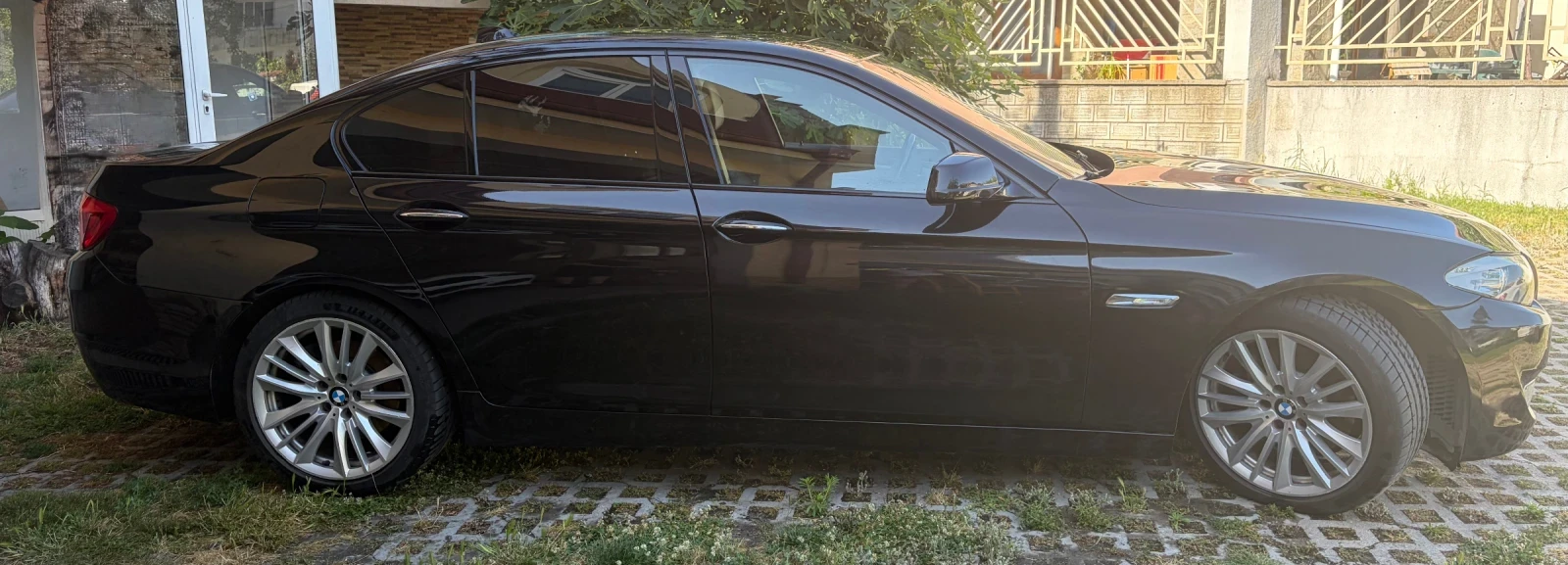 BMW 530, снимка 2 - Автомобили и джипове - 55080372