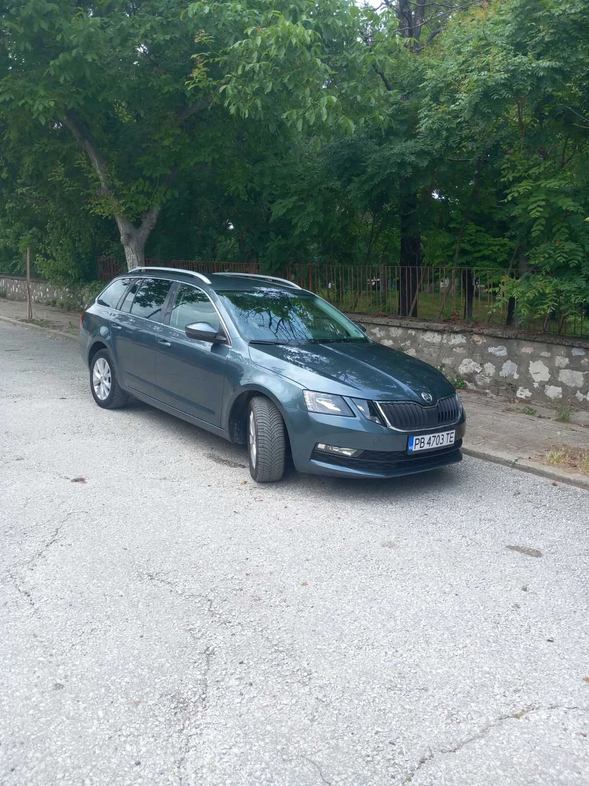Skoda Octavia 1.6 TDI, снимка 9 - Автомобили и джипове - 55087294
