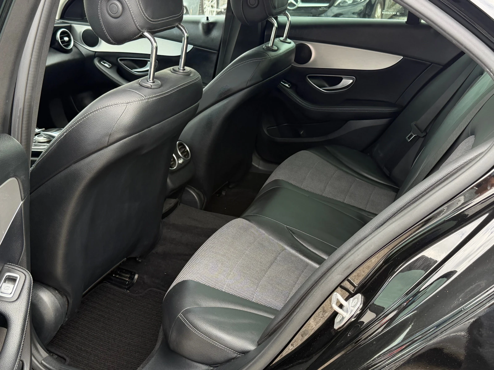 Mercedes-Benz C 220 2.2 дизел Италия , снимка 14 - Автомобили и джипове - 55415225
