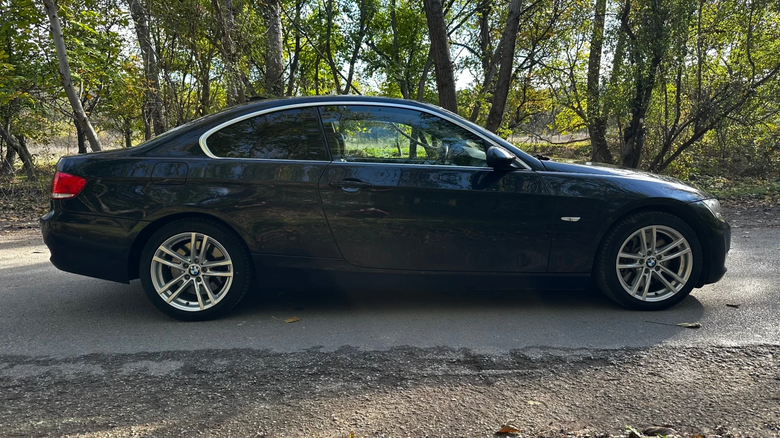 BMW 330 Xdrive, снимка 8 - Автомобили и джипове - 55594215