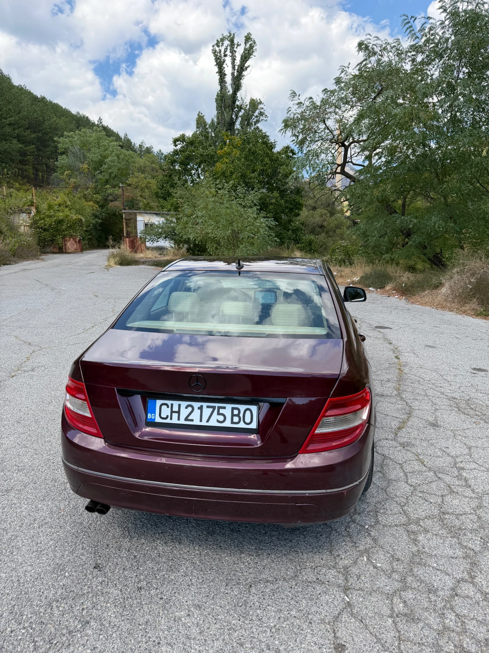 Mercedes-Benz C 200 МНОГО РЯДЪК ЕКЗЕМПЛЯР, снимка 4 - Автомобили и джипове - 55970871