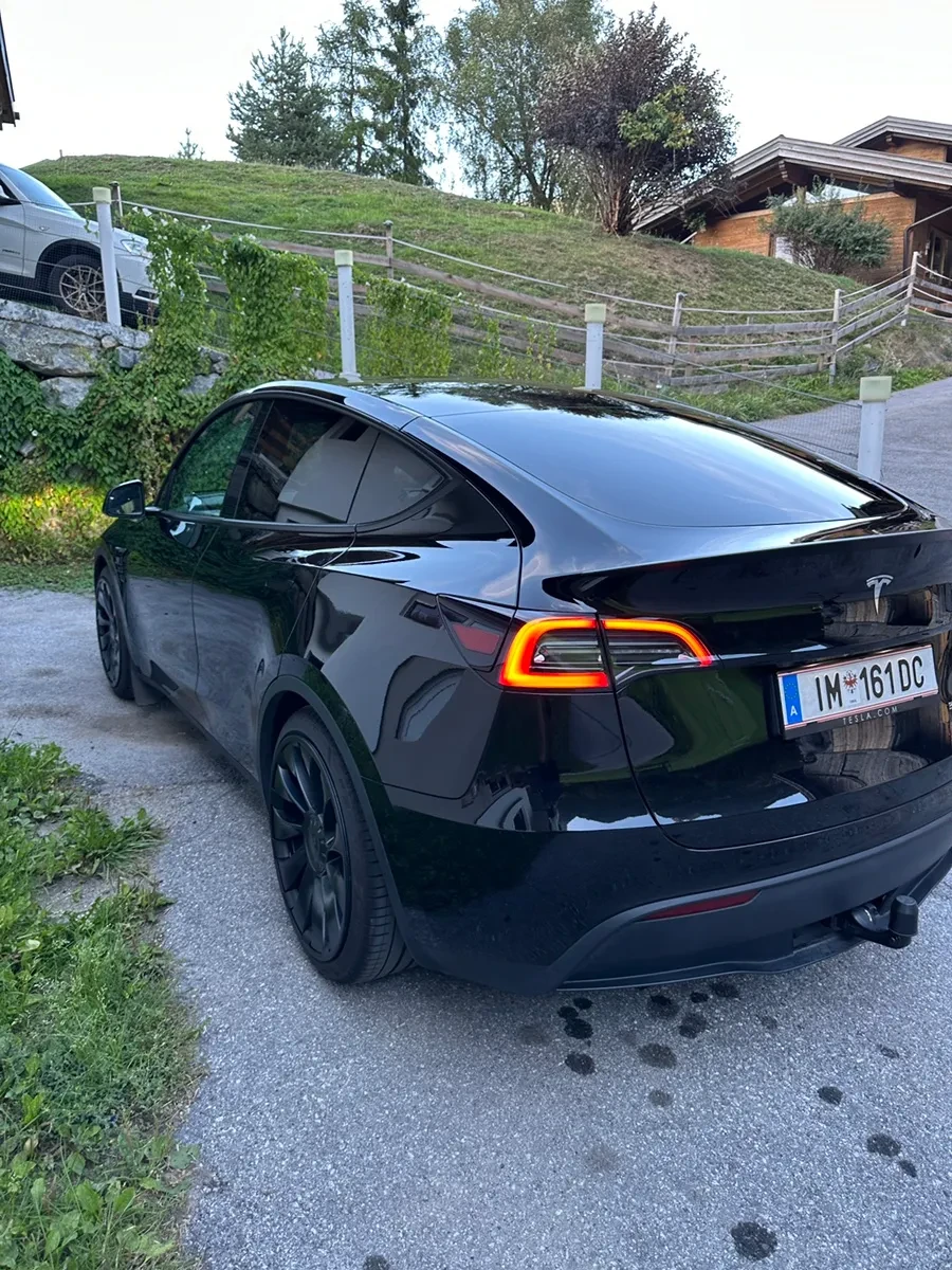 Tesla Model Y Performance Теглич, снимка 9 - Автомобили и джипове - 56133467