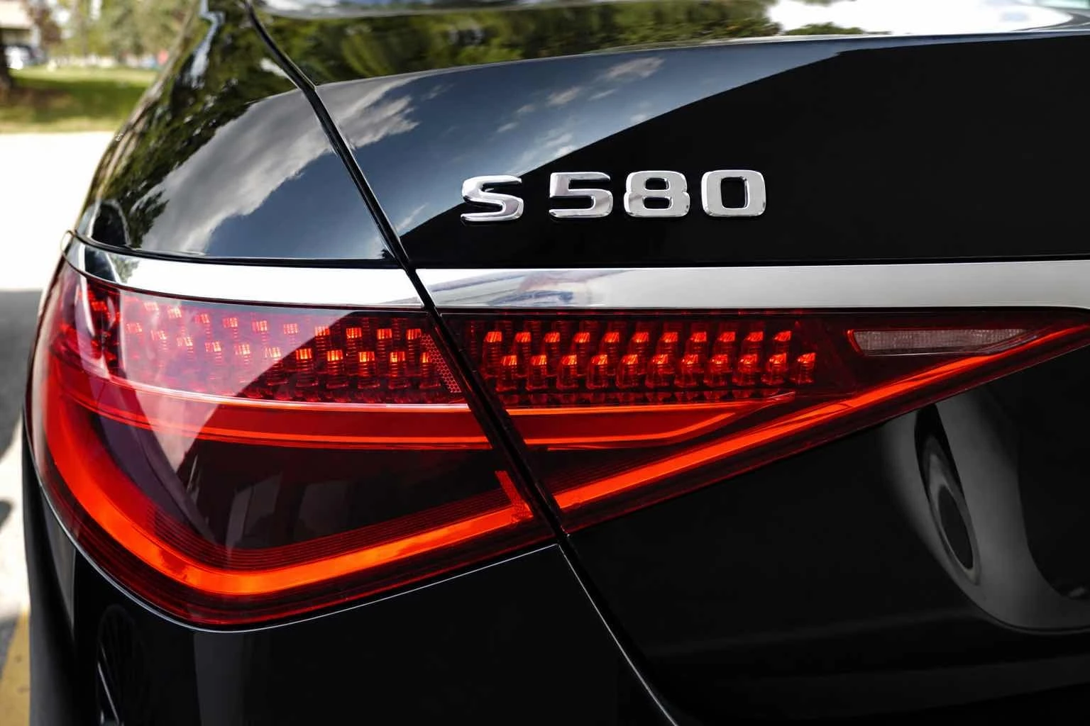 Mercedes-Benz S 580 * CARFAX * ЦЕНА ДО БГ, снимка 3 - Автомобили и джипове - 56139852