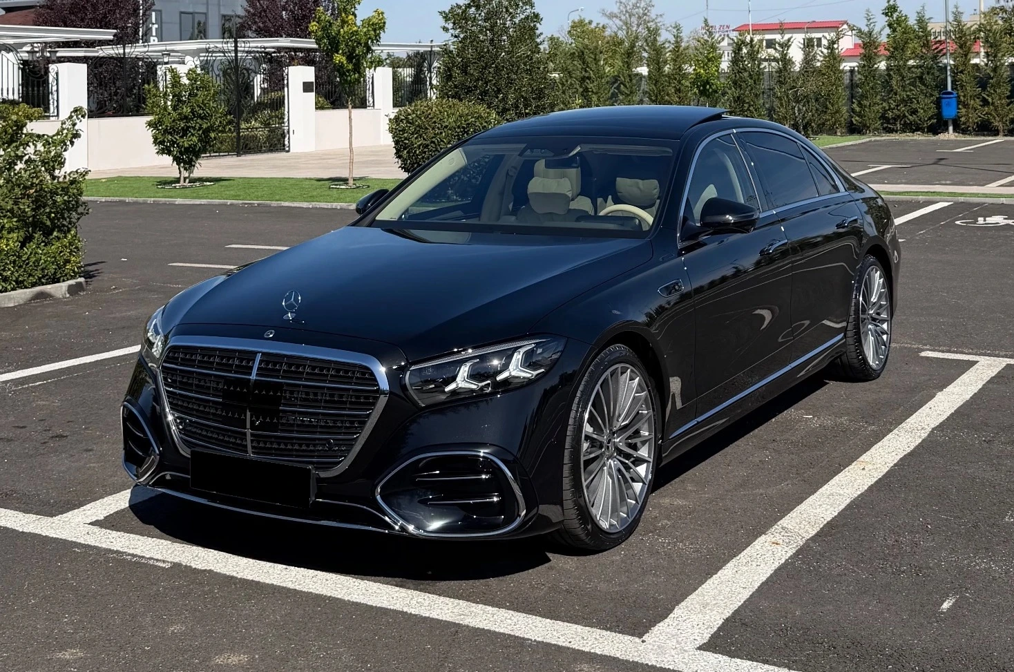 Mercedes-Benz S 580 V8 EQ Boost 4MATIC AMG-Line