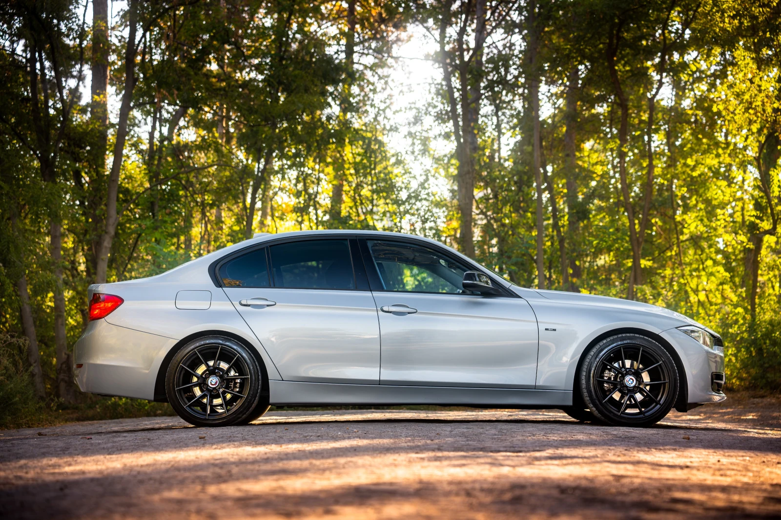 BMW 320 * Digital* , снимка 5 - Автомобили и джипове - 56244089