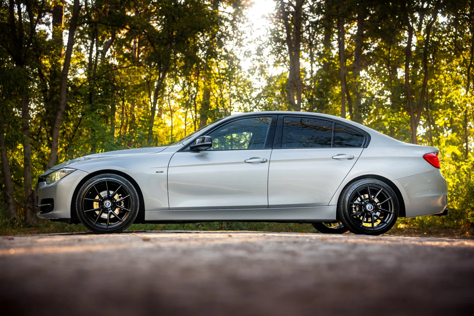 BMW 320 * Digital* , снимка 4 - Автомобили и джипове - 56244089