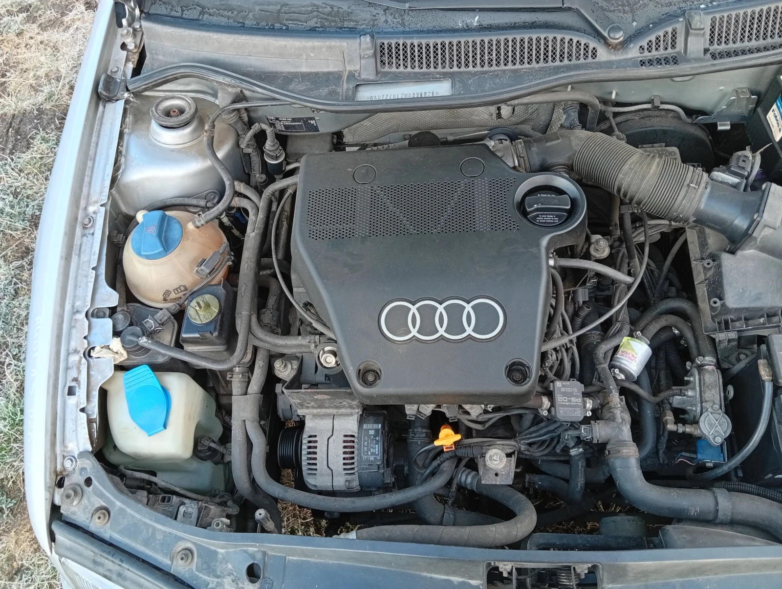 Audi A3 1.6 Газ Бензин, снимка 4 - Автомобили и джипове - 56518464