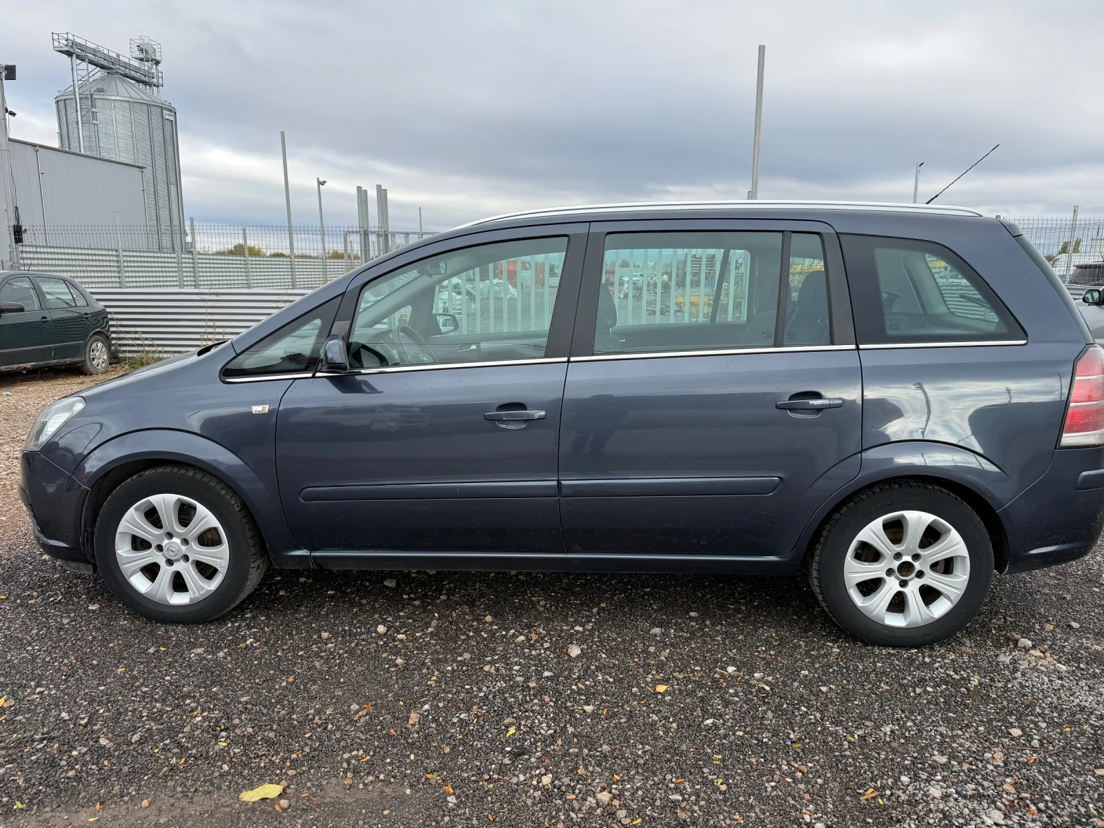 Opel Zafira CDTI* 120Ps, снимка 2 - Автомобили и джипове - 56661877