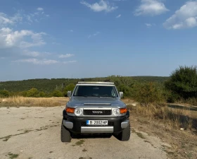 Обява за продажба на Toyota Fj cruiser 4.0 V6 LPG ~30 000 лв. - изображение 1