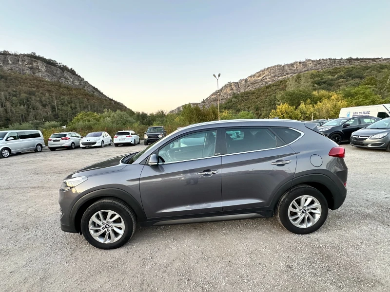 Hyundai Tucson 1.7 CRDI  Xpossiblie с ПРОБЛЕМ В МОТОРА, снимка 6 - Автомобили и джипове - 47334855