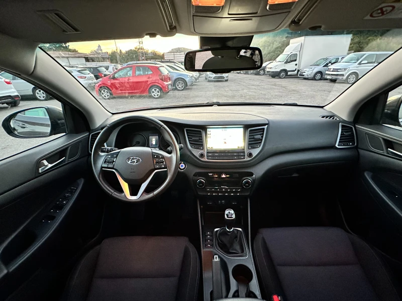 Hyundai Tucson 1.7 CRDI  Xpossiblie с ПРОБЛЕМ В МОТОРА, снимка 11 - Автомобили и джипове - 47334855