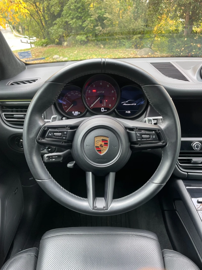 Porsche Macan GTS/BOSE/ALCANTARA/PANORAMA, снимка 9 - Автомобили и джипове - 52564913