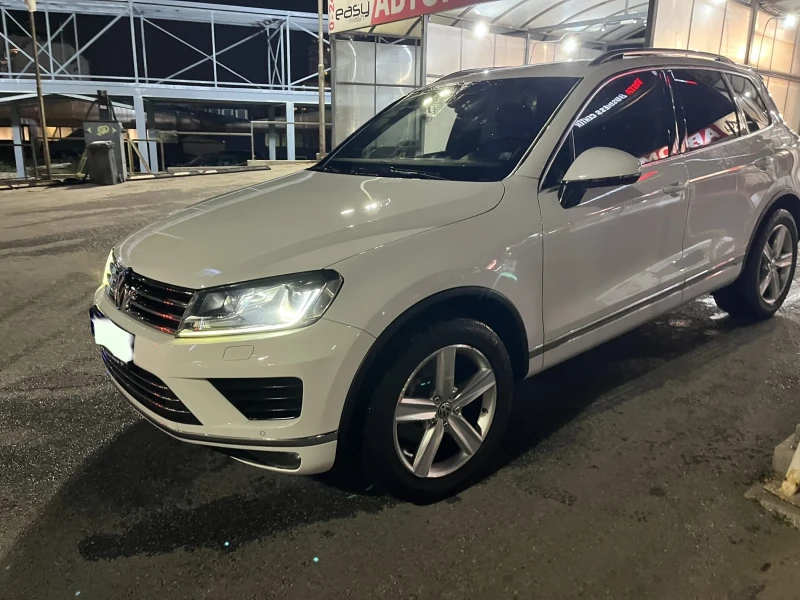 VW Touareg, снимка 13 - Автомобили и джипове - 53120735