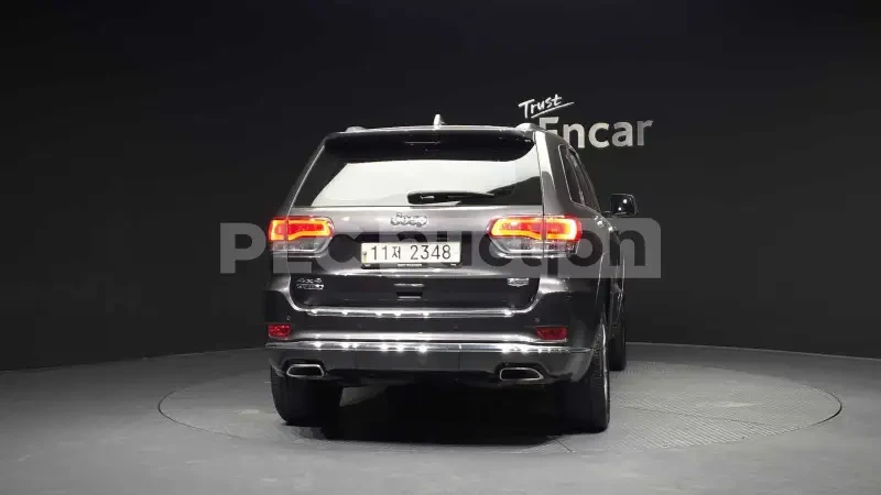 Jeep Grand cherokee 3.0 CRD | AWD | ОБДУХВАНЕ | ВКЛЮЧЕН ТЕХНОТЕСТ, снимка 5 - Автомобили и джипове - 54231209