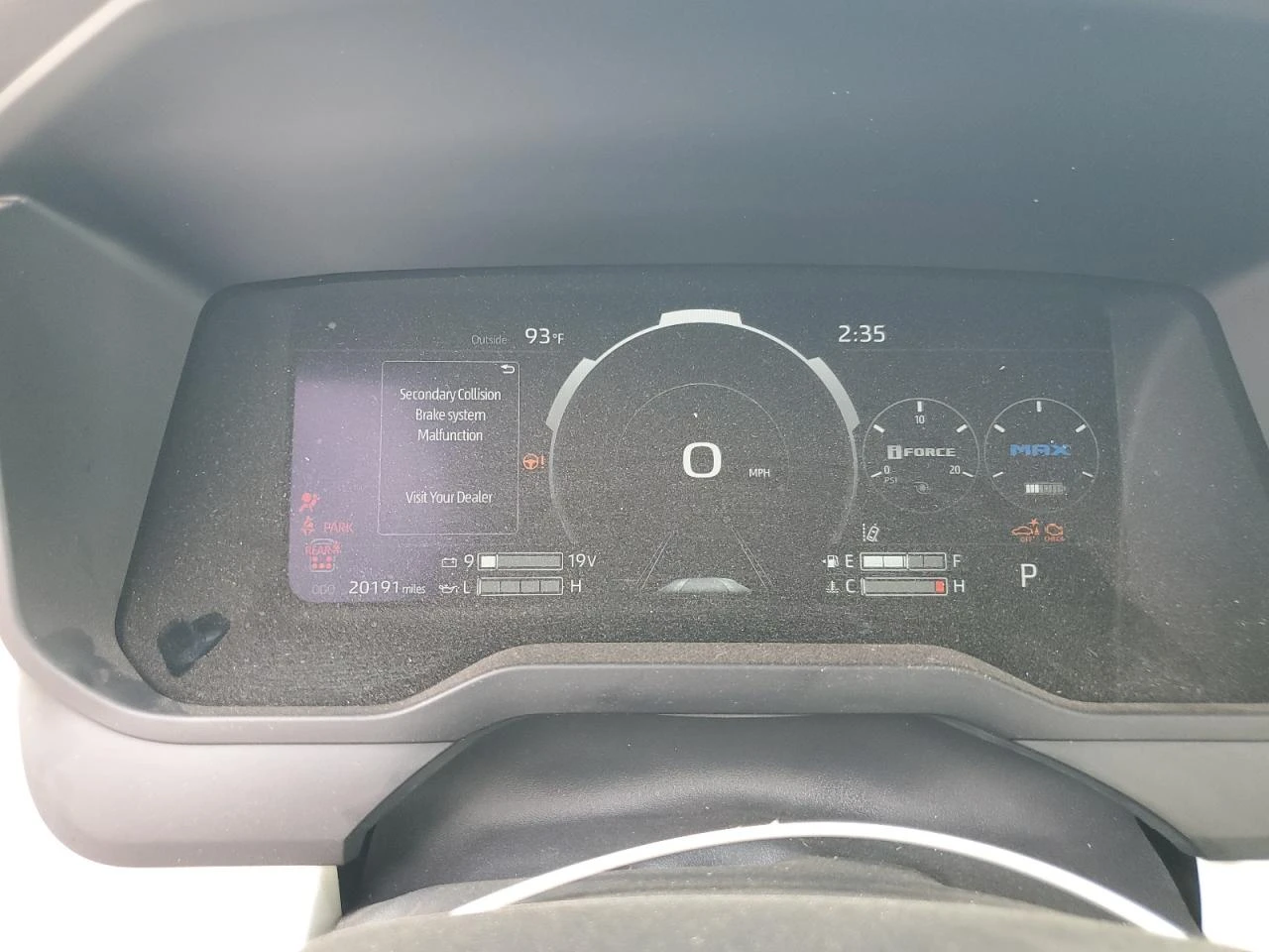 Toyota Sequoia SR5  - изображение 6