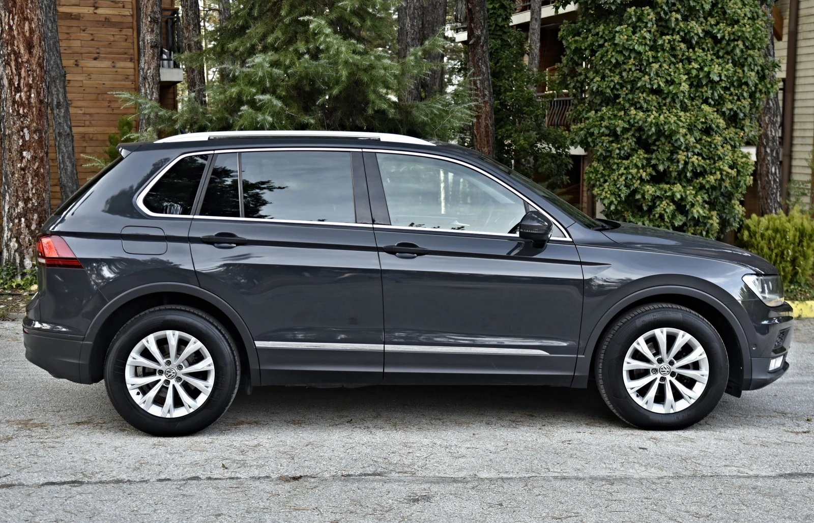 VW Tiguan 2.0 TDI  - изображение 4