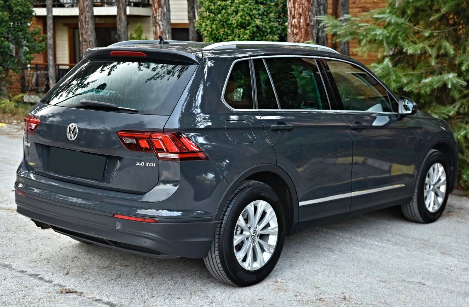 VW Tiguan 2.0 TDI  - изображение 5