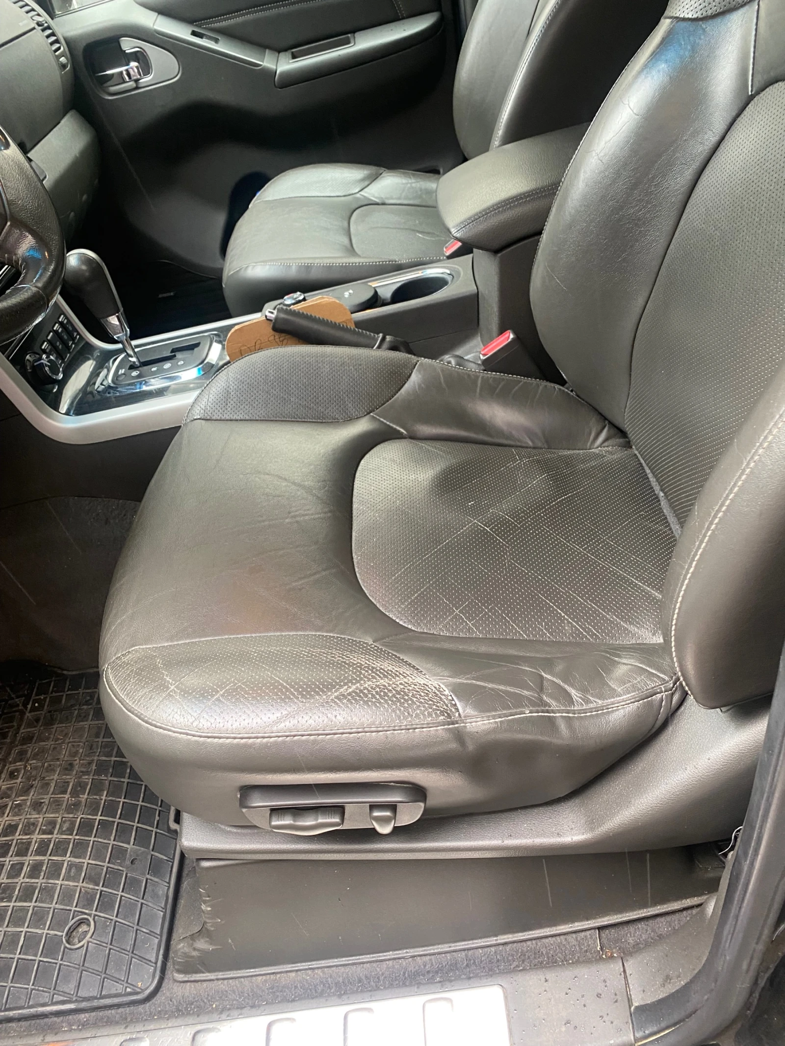 Nissan Pathfinder 3000 DCI 6+ 1 4x4 Автоматик реални километри - изображение 9