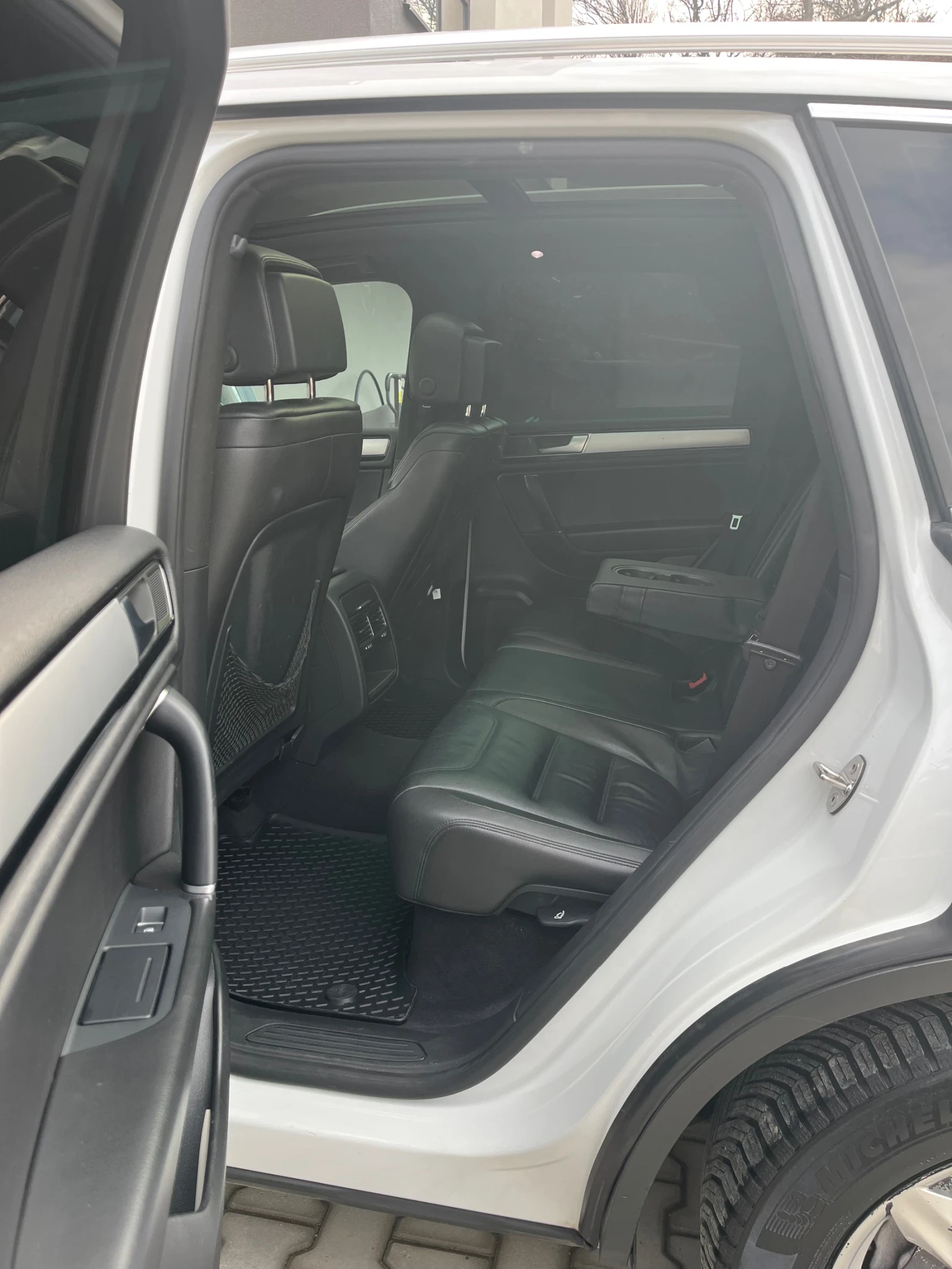 VW Touareg  - изображение 7