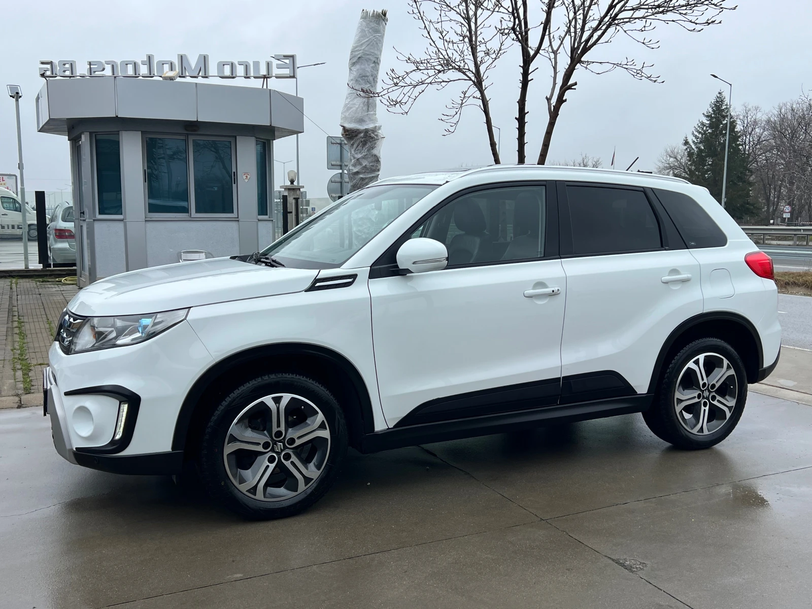 Suzuki Vitara 1.6VVT, 4X4, EXECUTIVE, NAVI+ CAMERA, DISTR, PANO, | Mobile.bg � ����������� 7