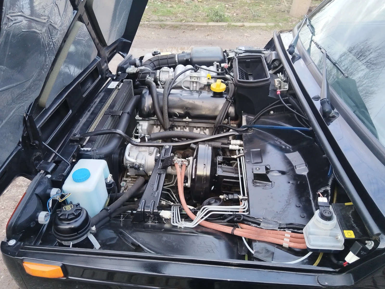 Lada Niva Урбън, снимка 14 - Автомобили и джипове - 54337508