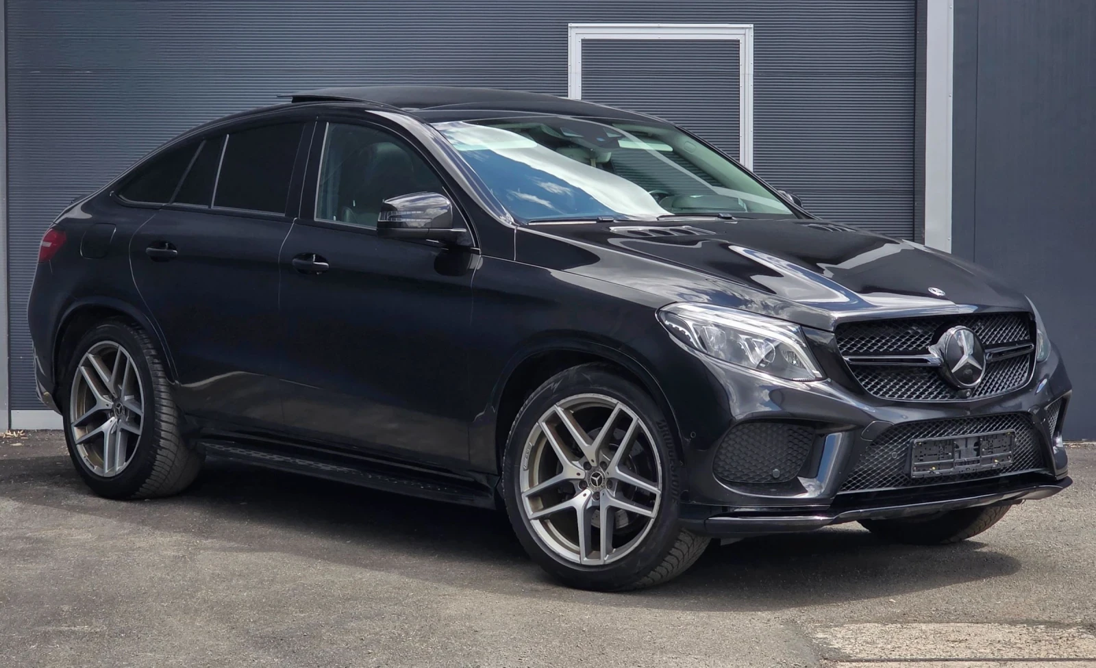 Mercedes-Benz GLE 350 MERCEDES GLE350d AMG OPTIC* Coupe* 360* Distronic*, снимка 4 - Автомобили и джипове - 54526278