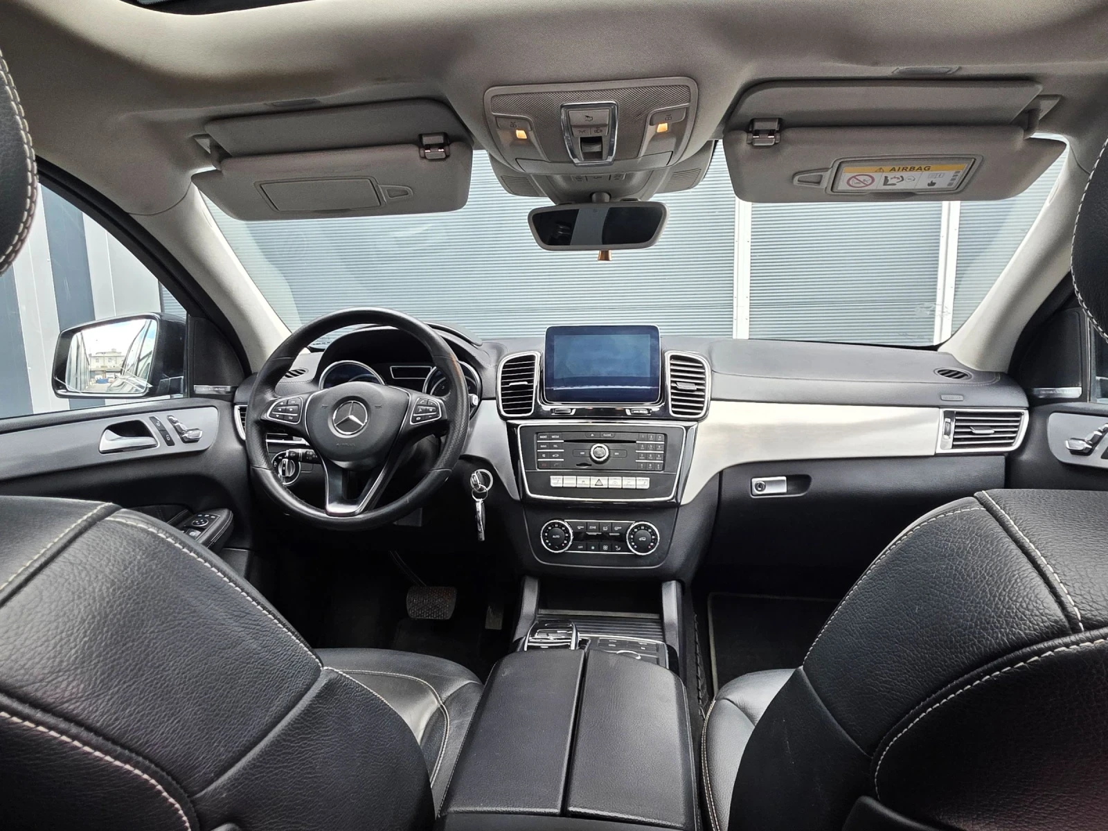 Mercedes-Benz GLE 350 MERCEDES GLE350d AMG OPTIC* Coupe* 360* Distronic*, снимка 10 - Автомобили и джипове - 54526278