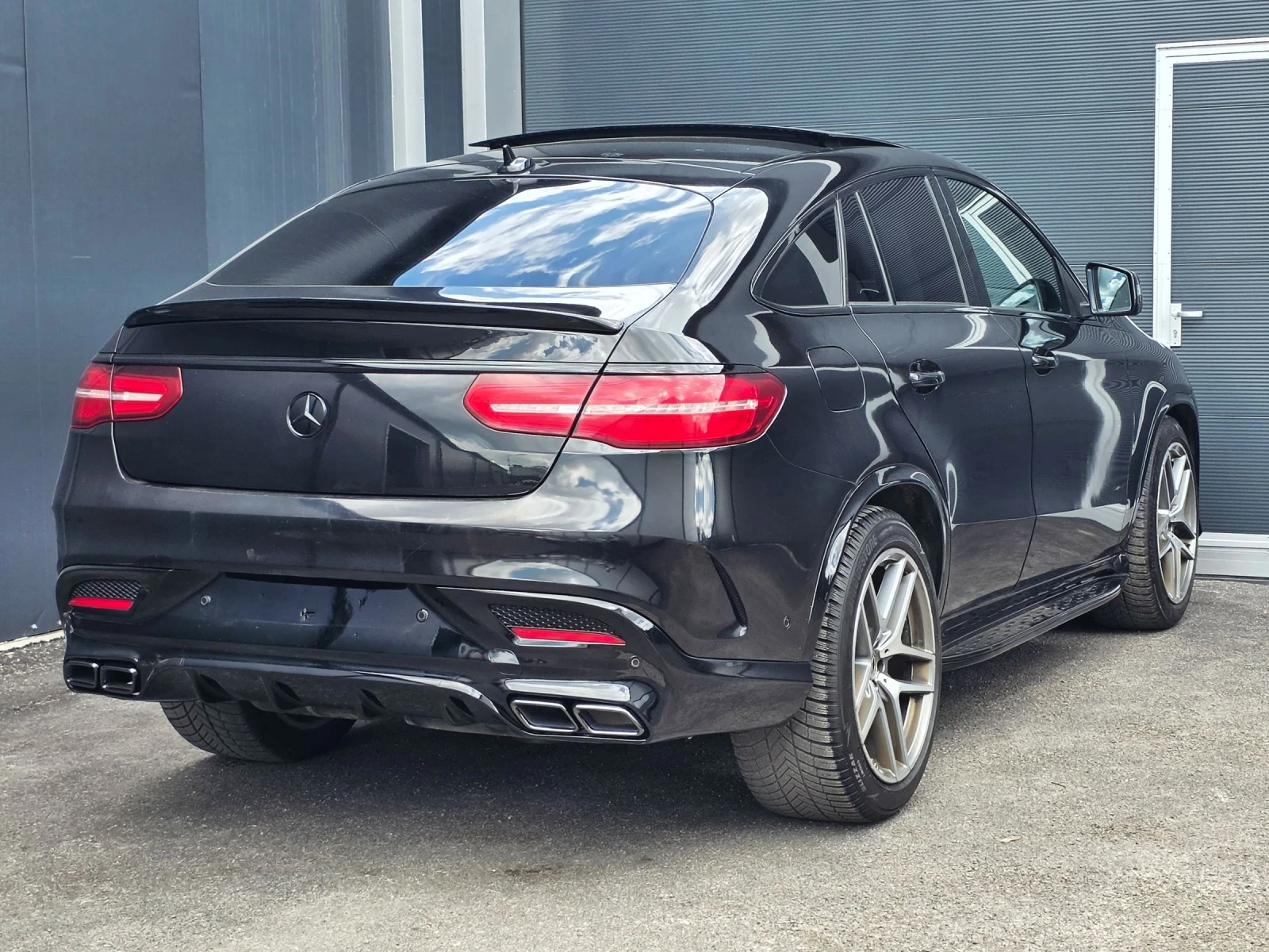 Mercedes-Benz GLE 350 MERCEDES GLE350d AMG OPTIC* Coupe* 360* Distronic*, снимка 9 - Автомобили и джипове - 54526278