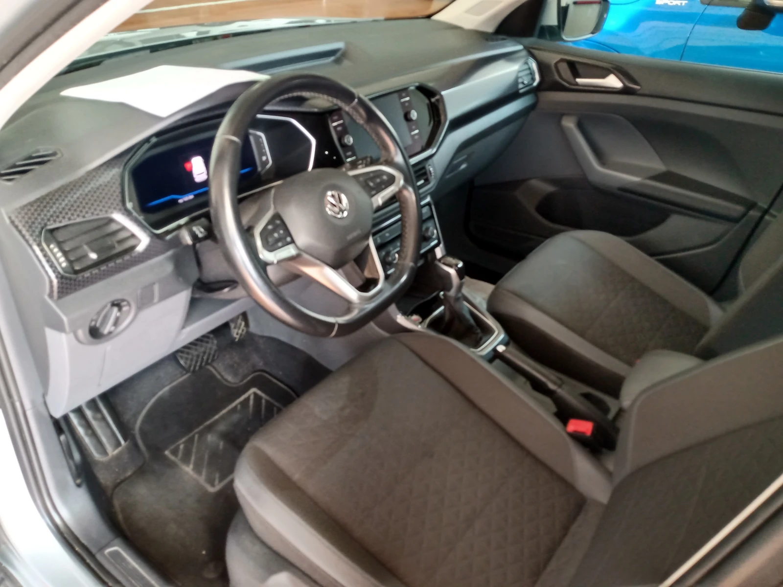 VW T-Cross 1.6TDI* DSG* NAVI* DIGITAL* LED, снимка 4 - Автомобили и джипове - 54800647