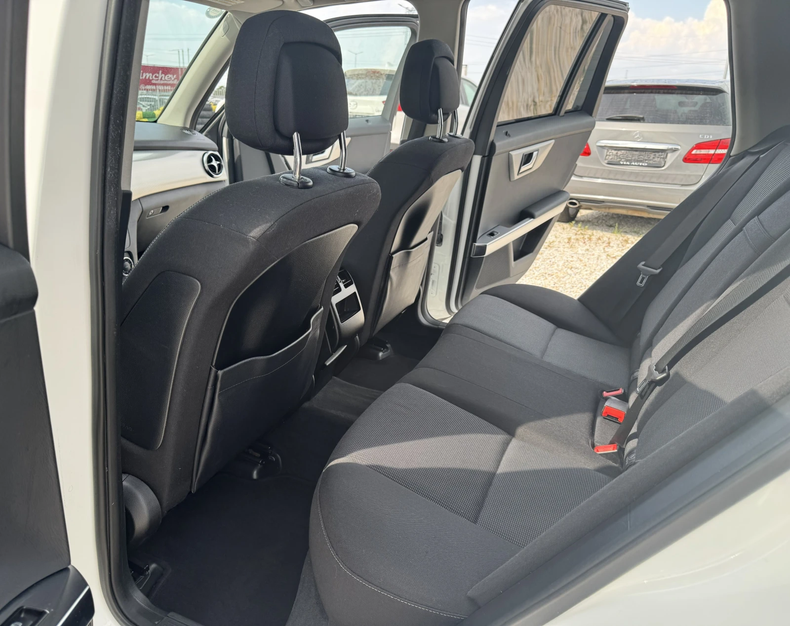 Mercedes-Benz GLK 2.2 CDI 4 MATIC, снимка 9 - Автомобили и джипове - 55619718