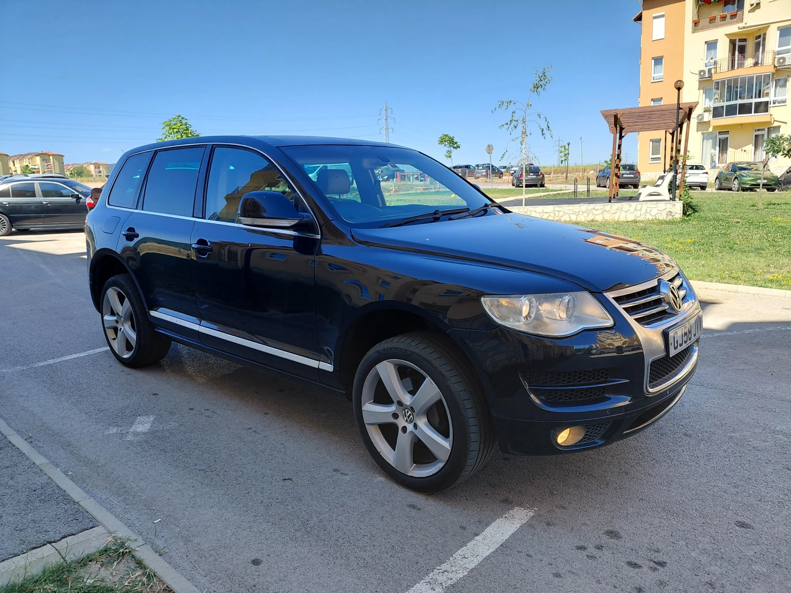 VW Touareg 3.0 TDI 224 кс., снимка 2 - Автомобили и джипове - 55696027