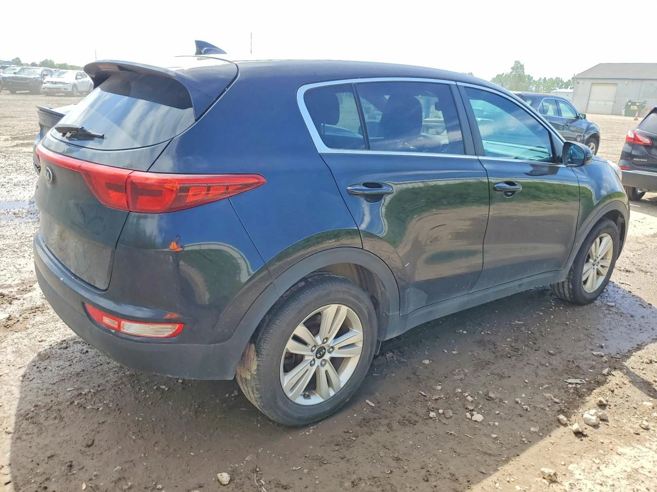 Kia Sportage, снимка 13 - Автомобили и джипове - 55752785