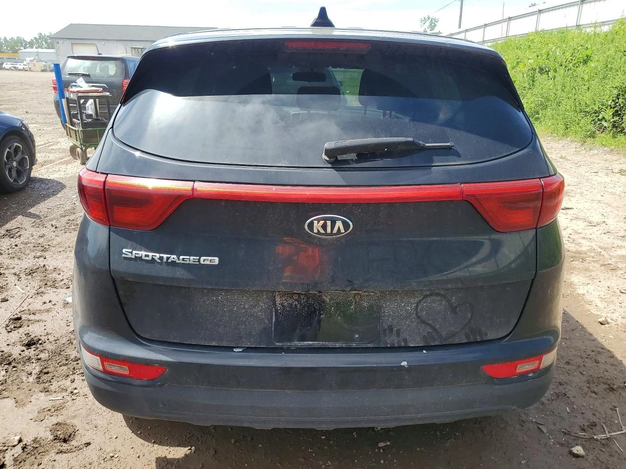 Kia Sportage, снимка 4 - Автомобили и джипове - 55752785