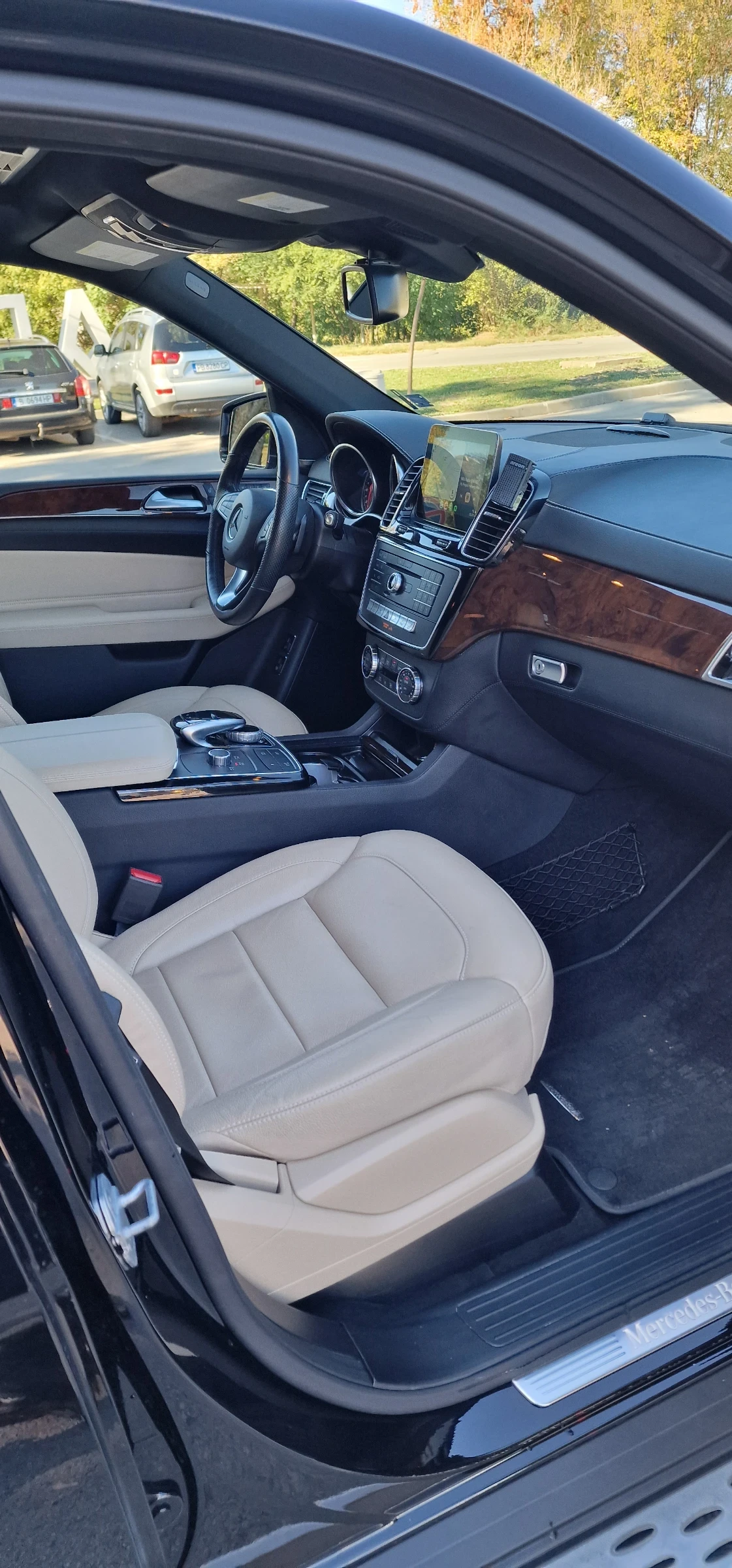 Mercedes-Benz GLE 550е, снимка 7 - Автомобили и джипове - 55885482