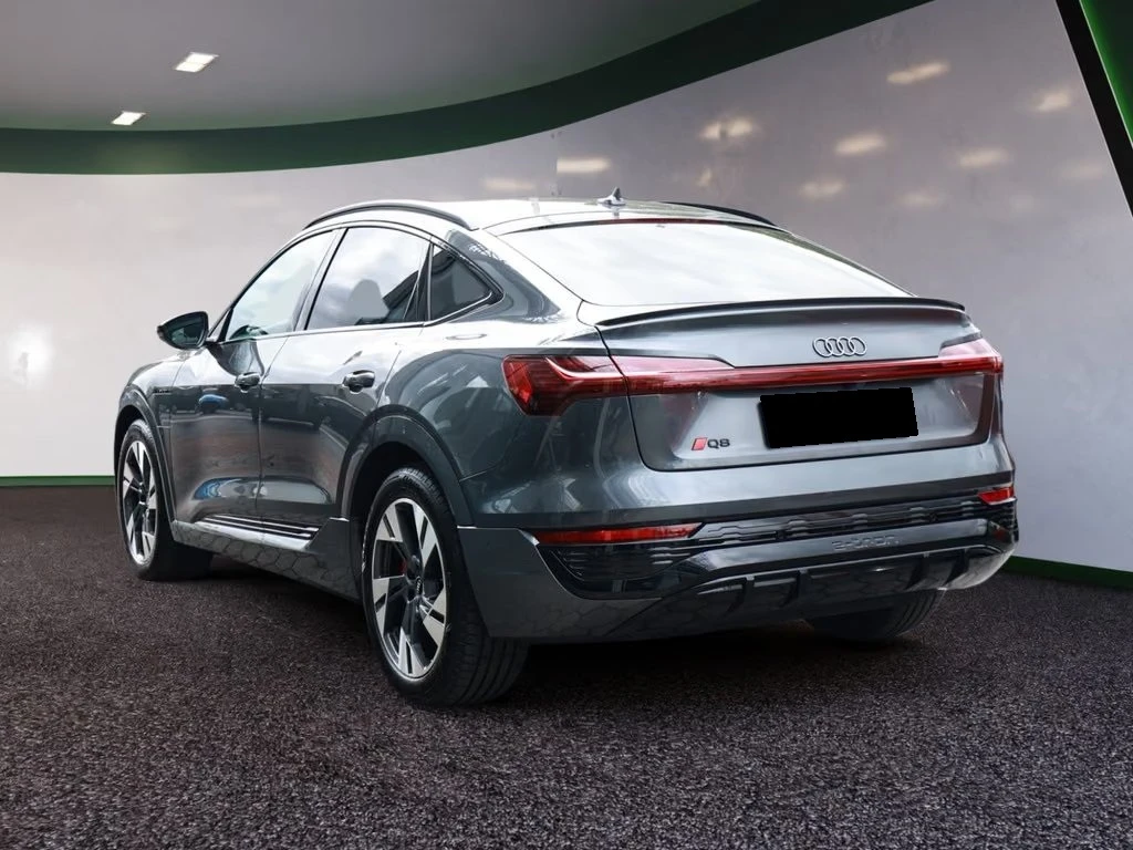 Audi Q8 E-TRON 50 / S-LINE / MATRIX / BLACK OPTIC/ QUATTRO, снимка 2 - Автомобили и джипове - 56085447